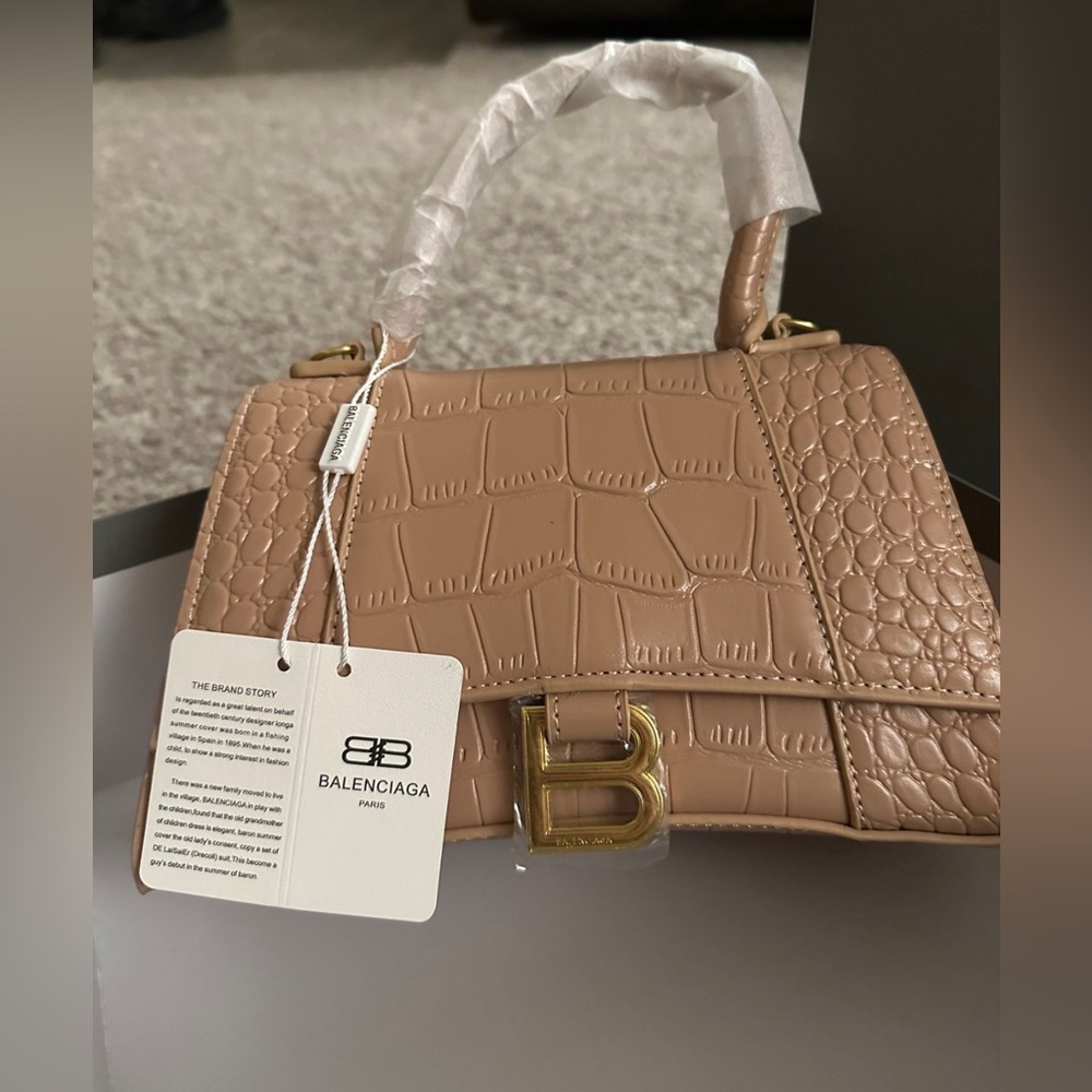 Brand new Balenciaga bag with box & dust bag